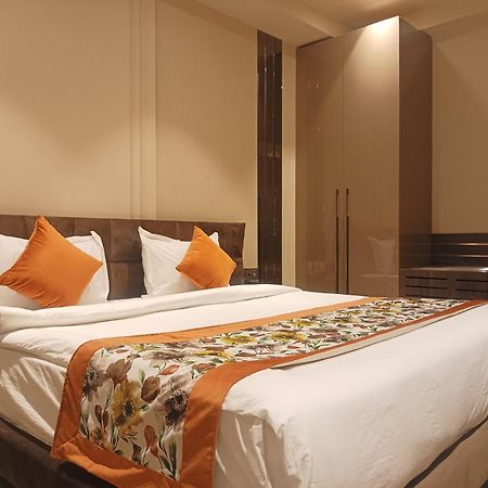 Hotel Cullinan By Qotel Janakpuri Delhi  Buitenkant foto