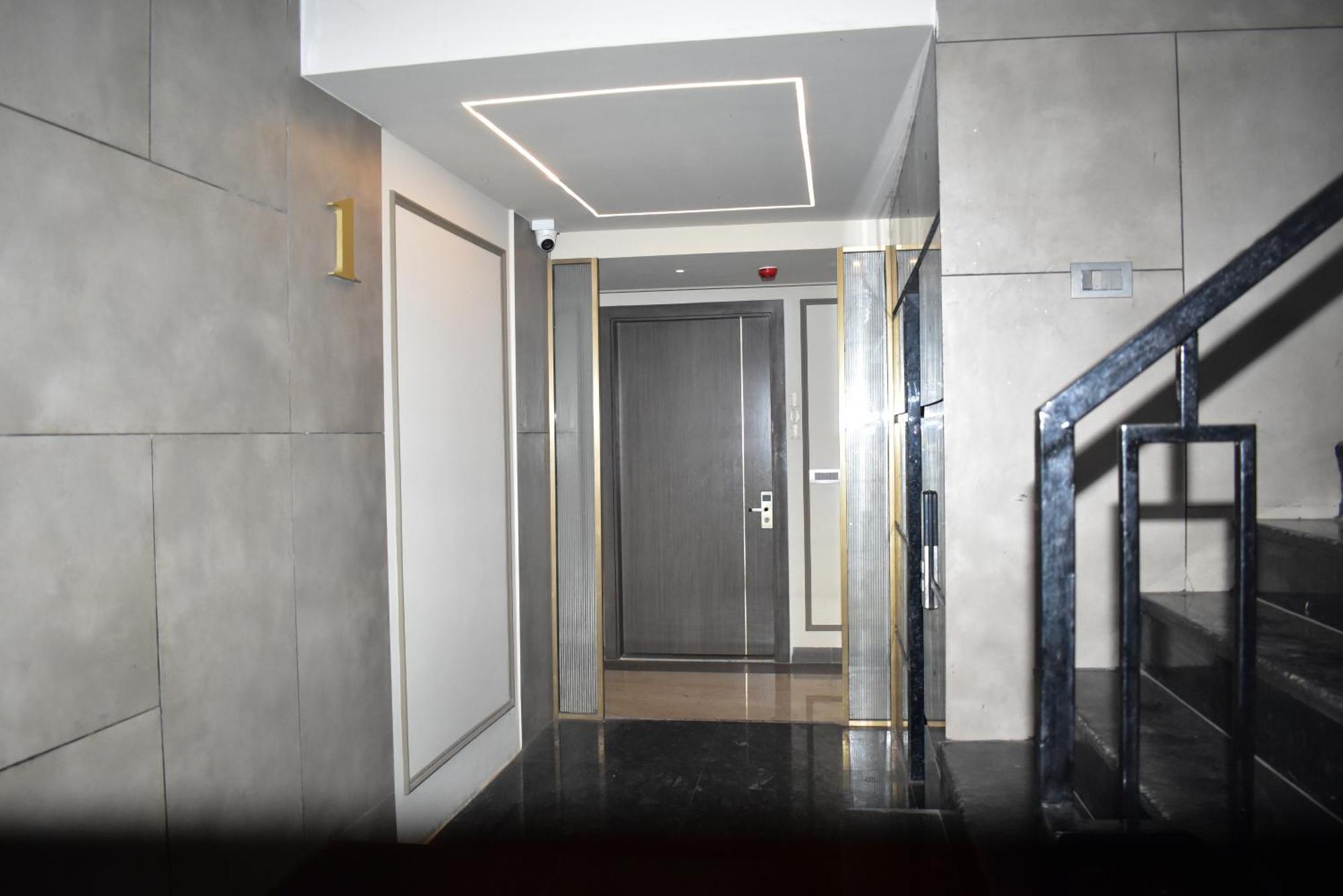 Hotel Cullinan By Qotel Janakpuri Delhi  Buitenkant foto