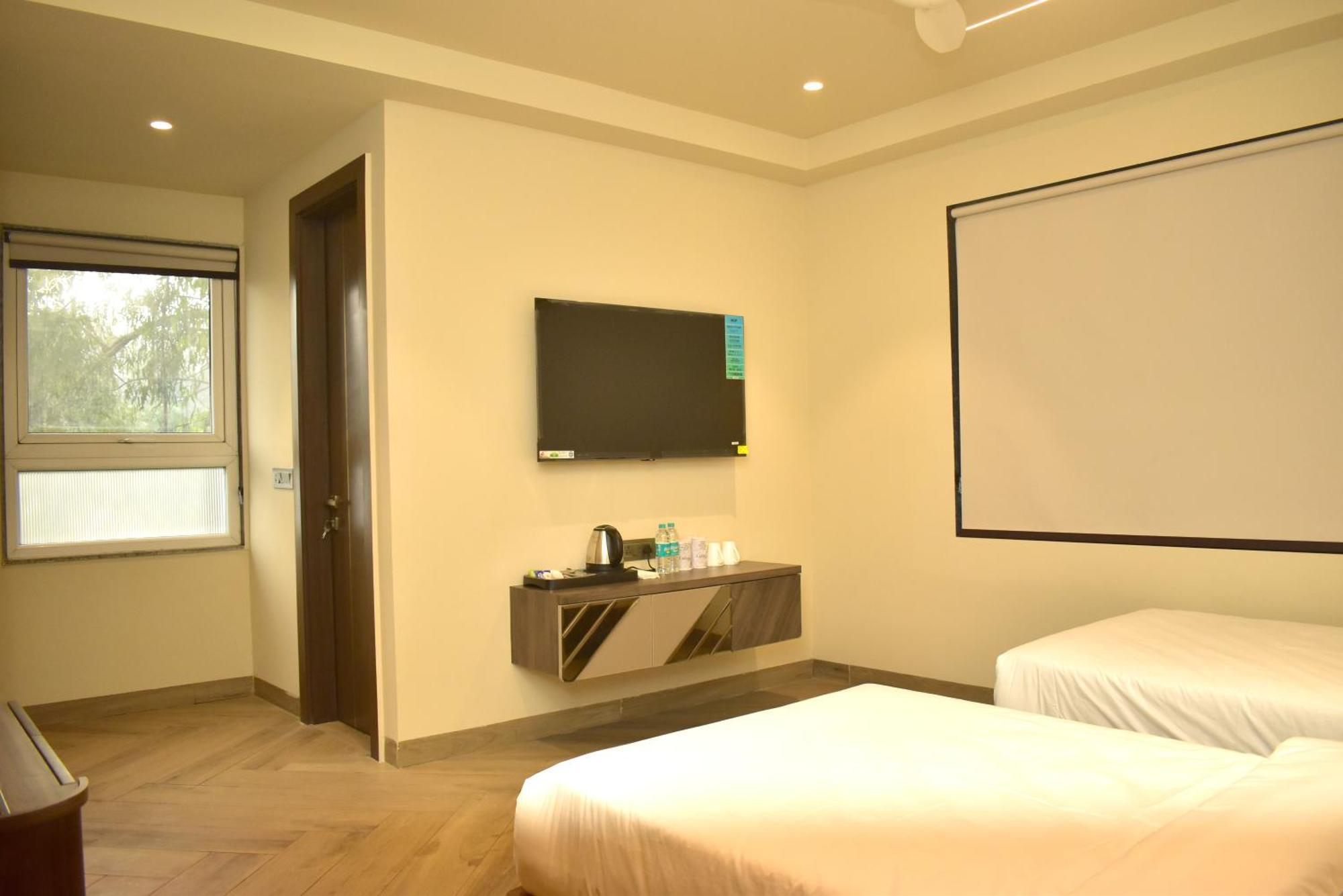 Hotel Cullinan By Qotel Janakpuri Delhi  Buitenkant foto